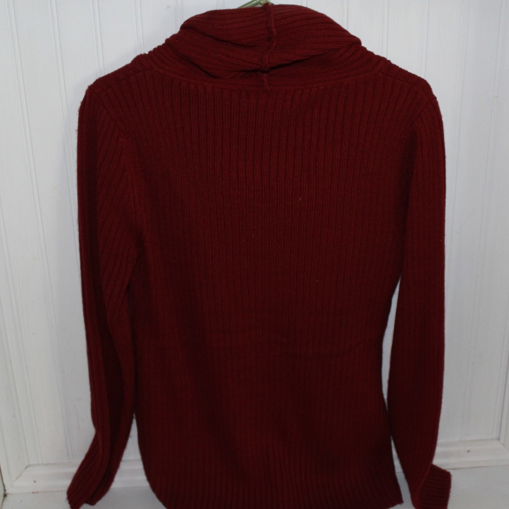 Sweater - Picture 3 of 4